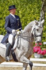 Jochen Vetters war auf dem Deutschen Sportpferd Eliot in der Großen Tour erfolgreich - Foto: Flamm